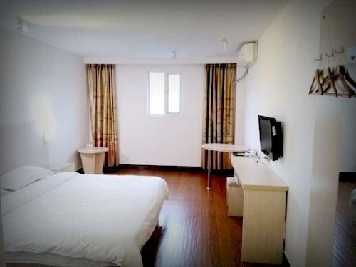 Наньнин: Nanning Caiyuan Business Hotel