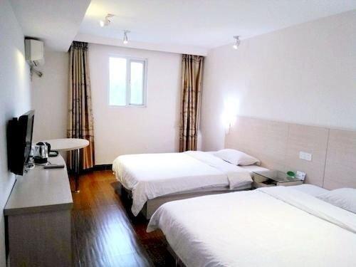 Наньнин: Nanning Caiyuan Business Hotel