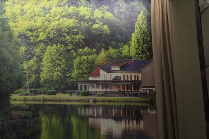 Лоян: aina hotel