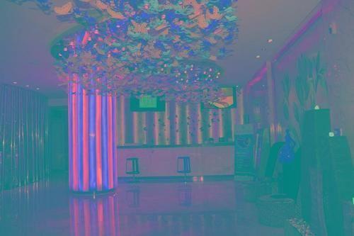 Лоян: aina hotel