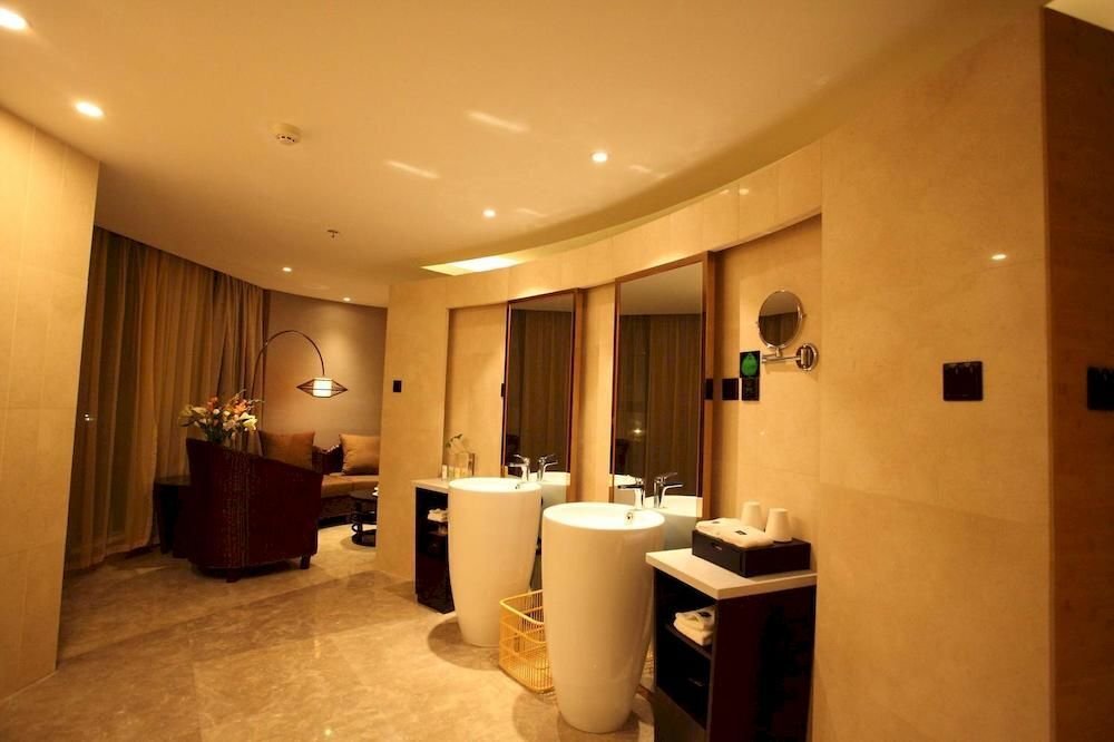 Чанчжоу: Tianmu Lake Grand Metropark Hot Spring Hotel - Liyang