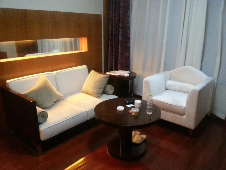 Чанчжоу: Ramada Plaza Suites Hotel Changzhou