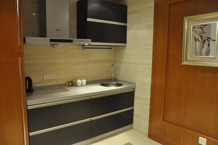 Чанчжоу: Ramada Plaza Suites Hotel Changzhou