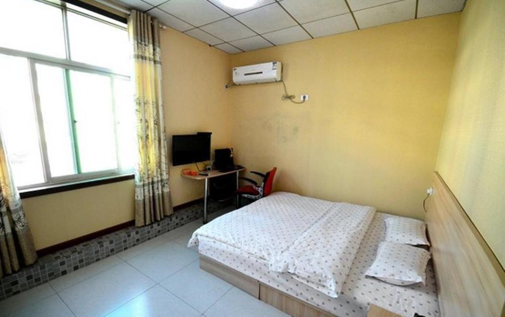 Ухань: Minghang Hotel