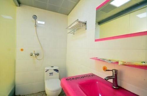 Ухань: Minghang Hotel