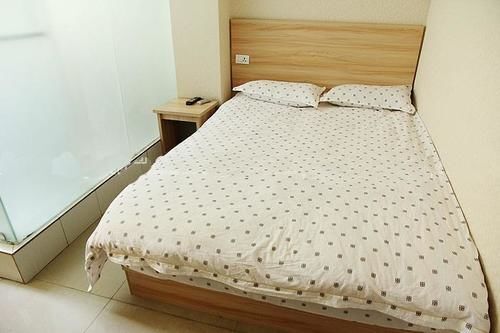 Ухань: Minghang Hotel