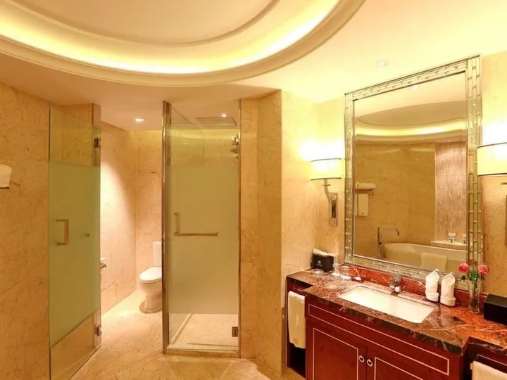 Уси: Hubing Spring Season Hotel
