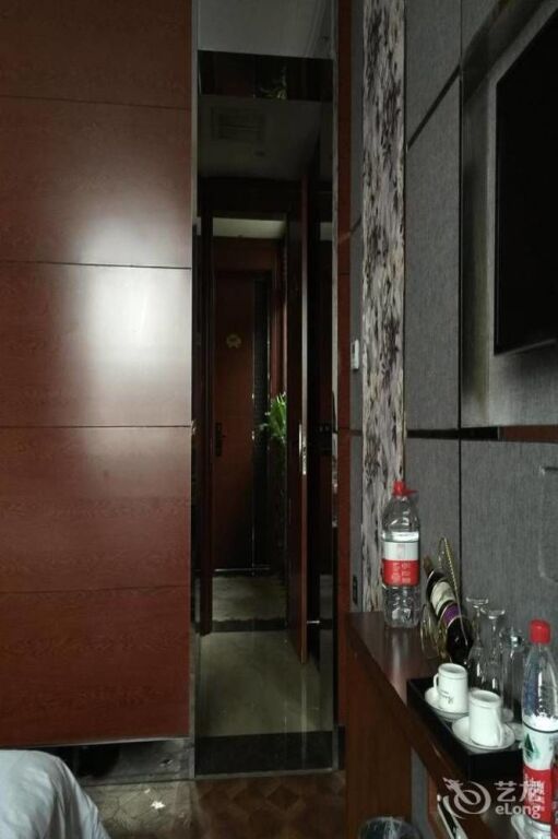 Дунъин: Dongying Yuejia Boutique Hotel