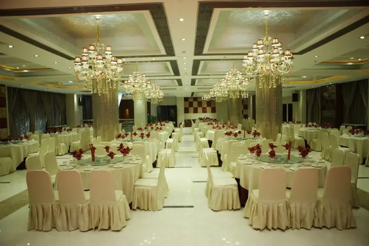 Цюнхай: Spring Four Seasons Hotel