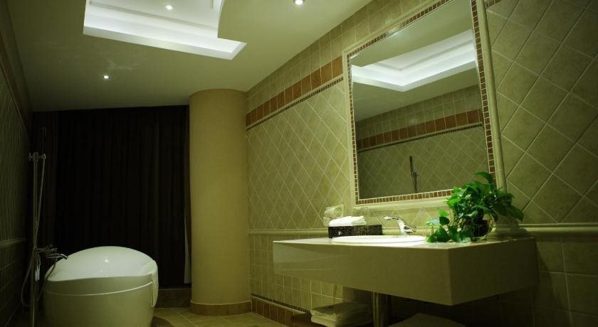 Цюнхай: Spring Four Seasons Hotel
