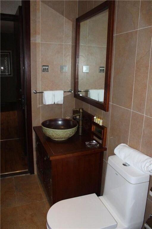 Хэншуй: Qinseyuan Inn