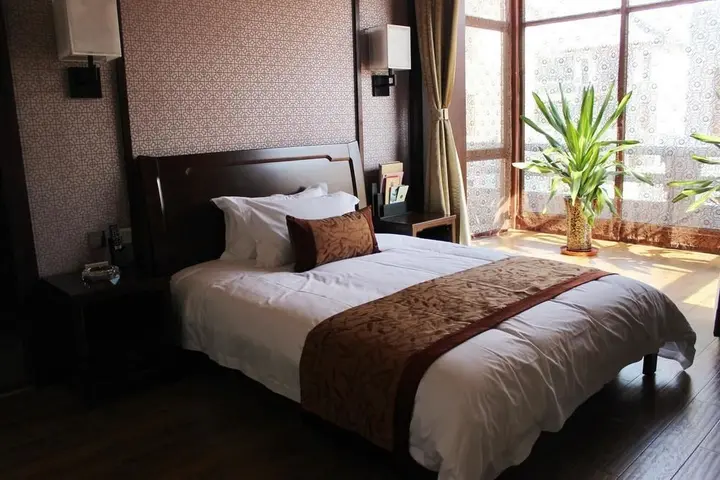 Хэншуй: Qinseyuan Inn