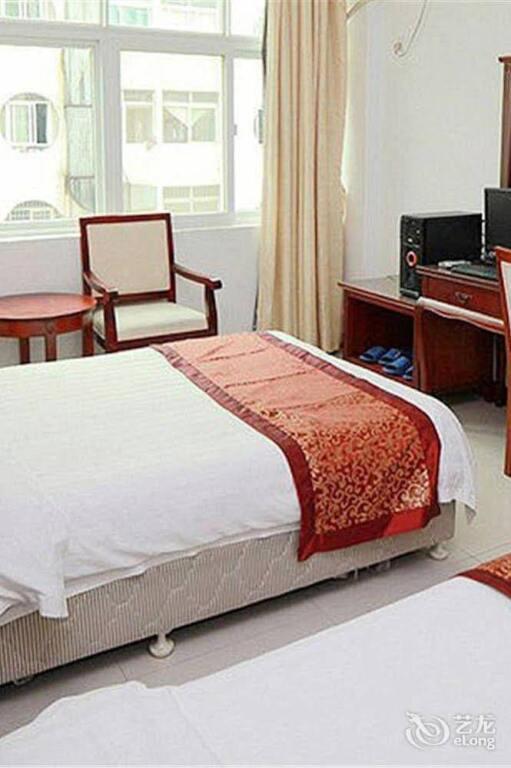 Бэйхай: Longhai Grand Hotel
