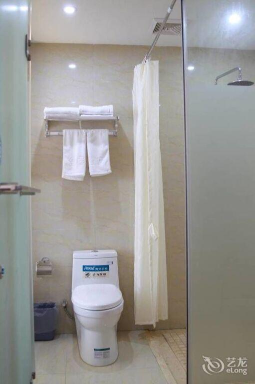 Джин-Чжоу: Honghu Jintai Hotel