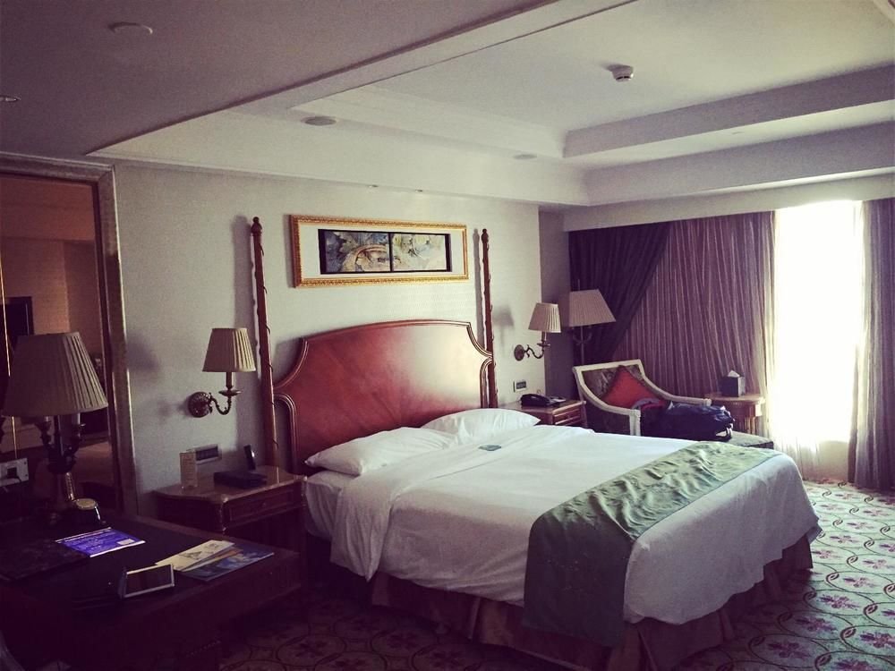 Чжаоцин: Star Lake Hotel