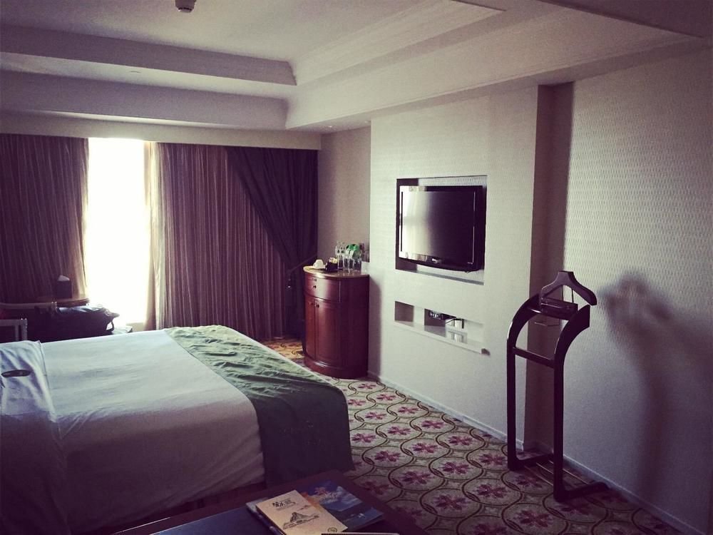 Чжаоцин: Star Lake Hotel