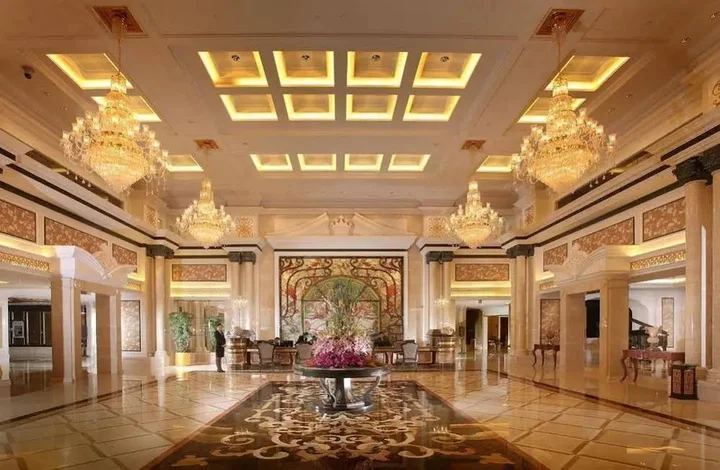 Чжаоцин: Star Lake Hotel