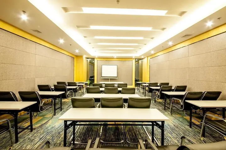 Ухань: Dollar Hotel- Wuhan