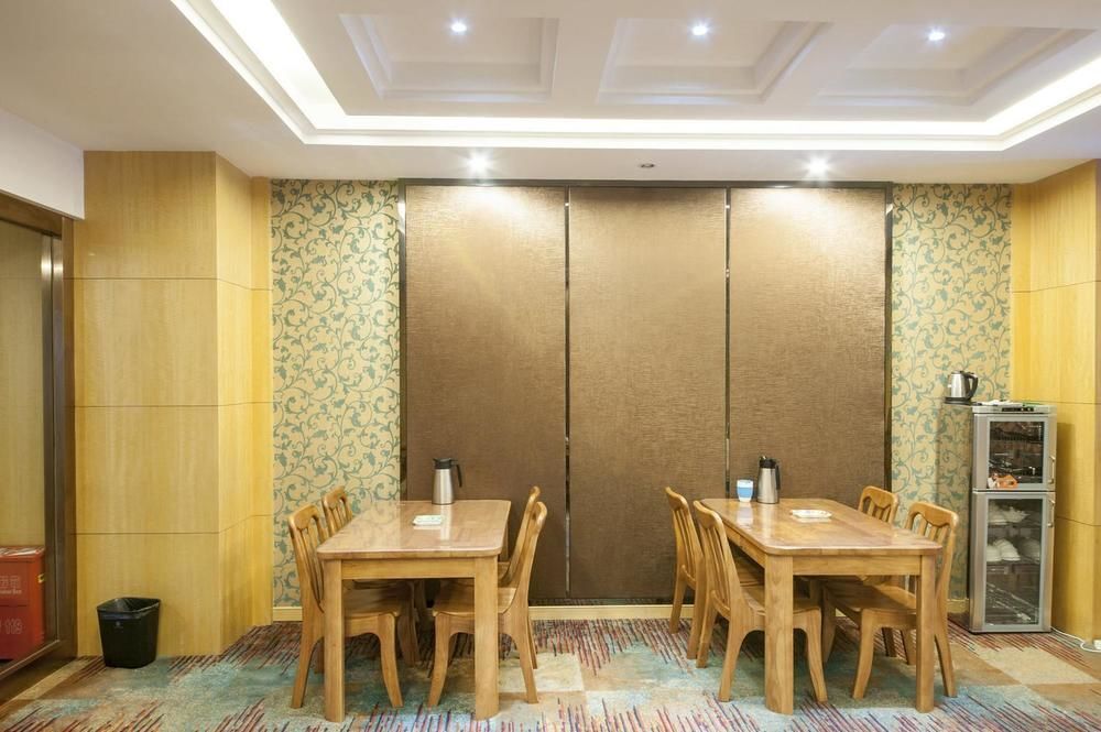 Ухань: Dollar Hotel- Wuhan