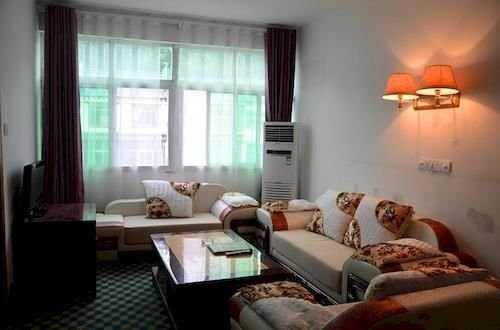Луань: Paradise Villa Hotel Lu'an