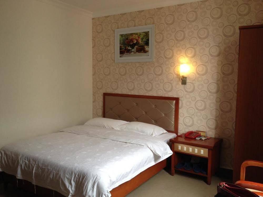 Циньчжоу: Hao Shi Jia Hotel