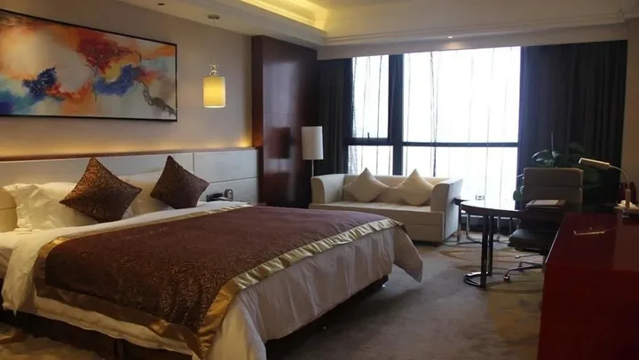 Вэйнань: Mesa International Hotel