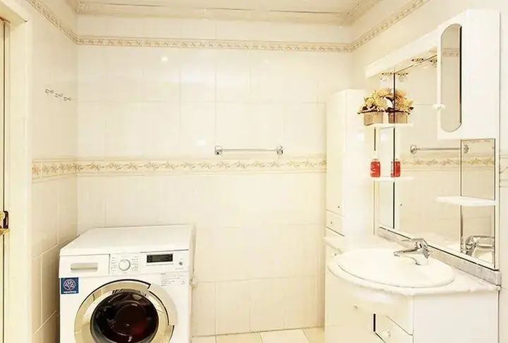 Москва: Улучшенные апартаменты «ApartLux Академическая»
