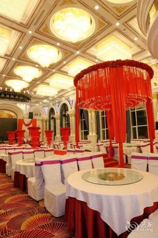 Даньдун: Run Zeng Hotel