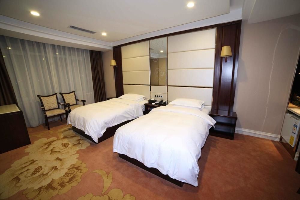Даньдун: Run Zeng Hotel
