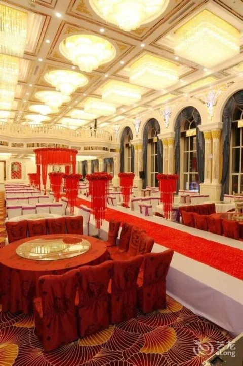 Даньдун: Run Zeng Hotel