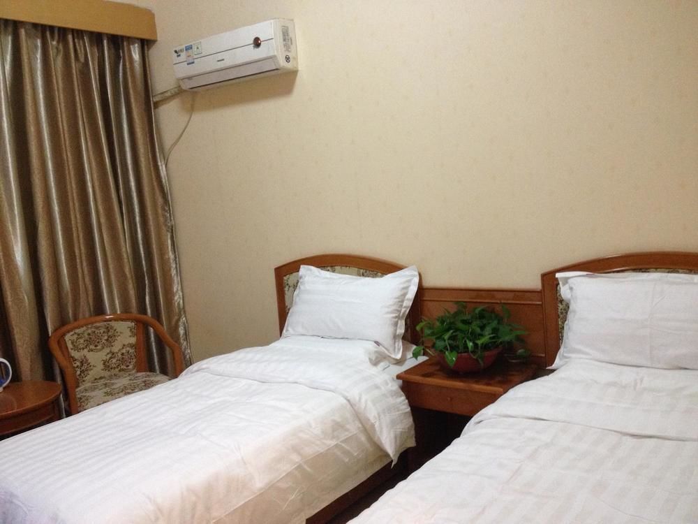 Вэйнань: Taihua Hotel