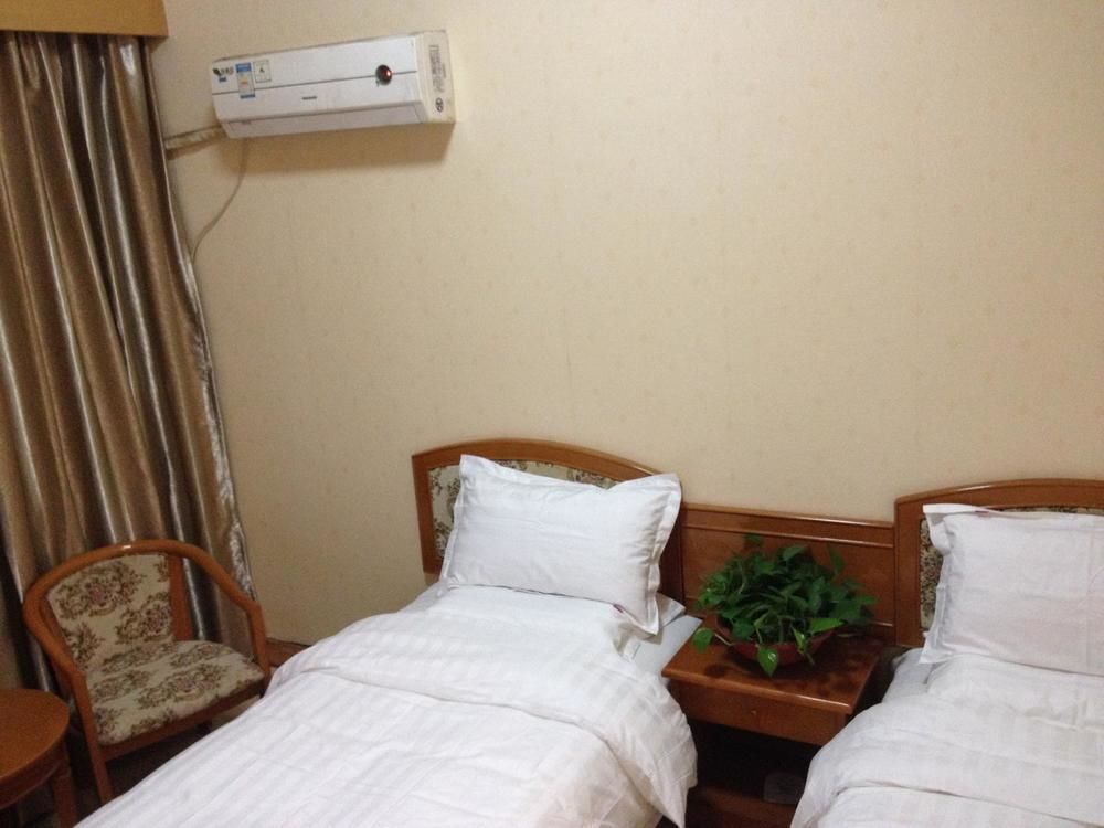Вэйнань: Taihua Hotel