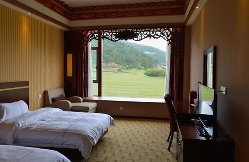 Шангри-Ла: Lanting Yipin Hotel