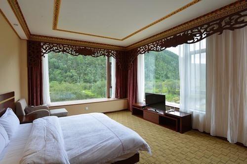 Шангри-Ла: Lanting Yipin Hotel