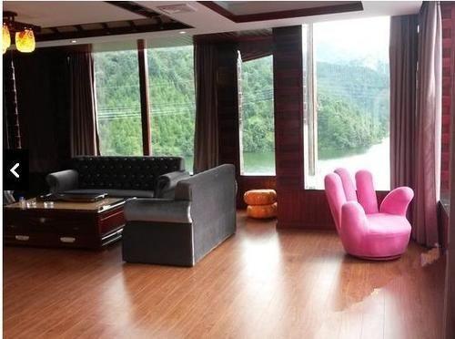 Laibin: Xiangcaohu Holiday Hotel