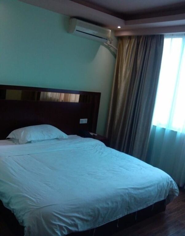 Чжаньцзян: Zhanjiang Joyful Hotel