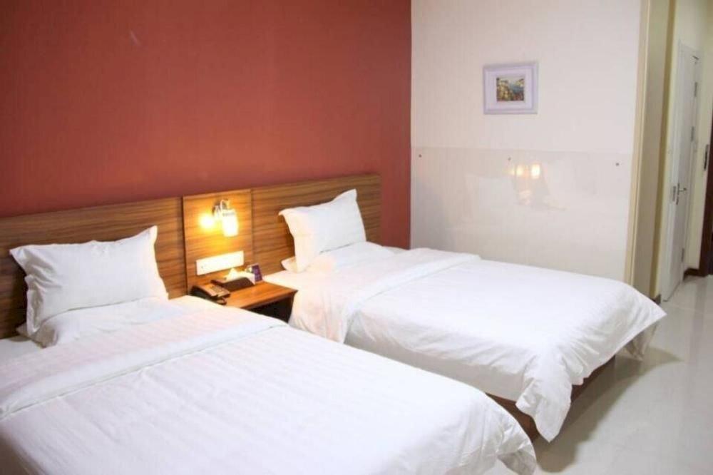 Шэньян: Shenyang North Hemisphere Hotel