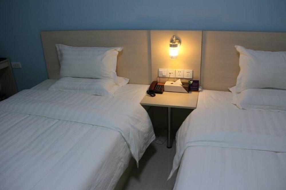 Шэньян: Shenyang North Hemisphere Hotel