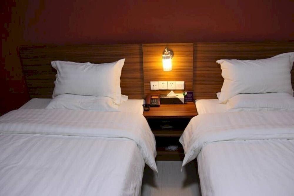 Шэньян: Shenyang North Hemisphere Hotel