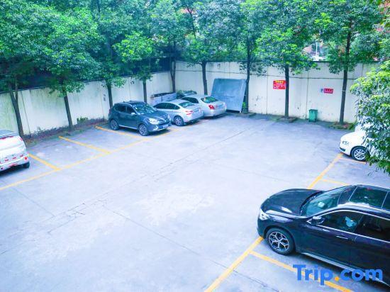 Ичан: Zhijiang Kelly Hotel