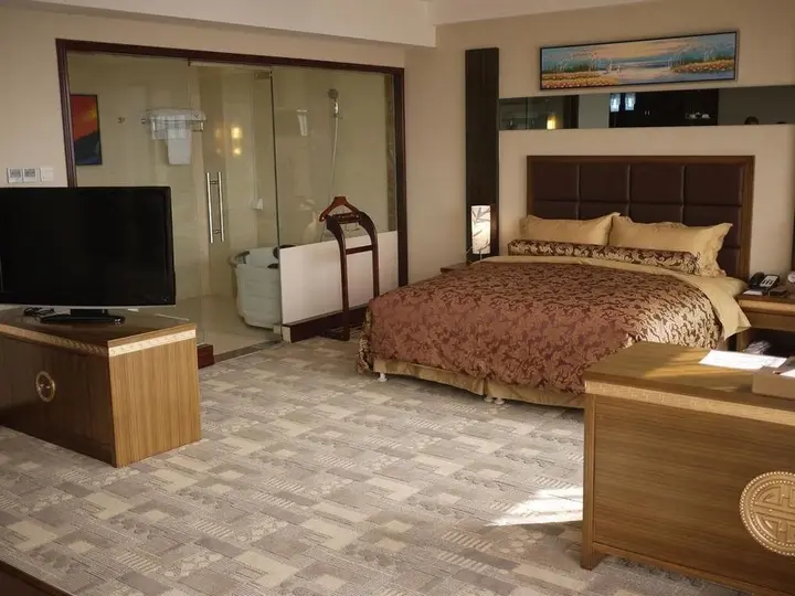 Баоцзи: Baoji Vancouver International Hotel
