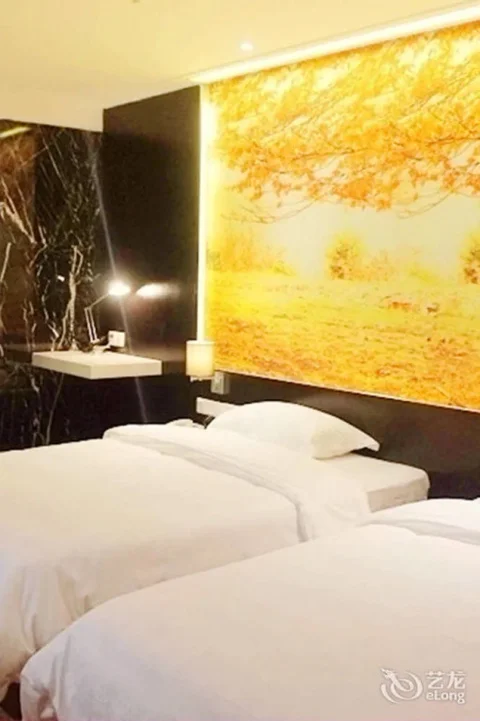 Ухань: Yi Bai Hotel- Wuhan