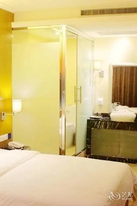 Ухань: Yi Bai Hotel- Wuhan