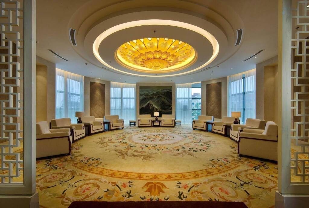 Лянфан: Arcadia International Hotel