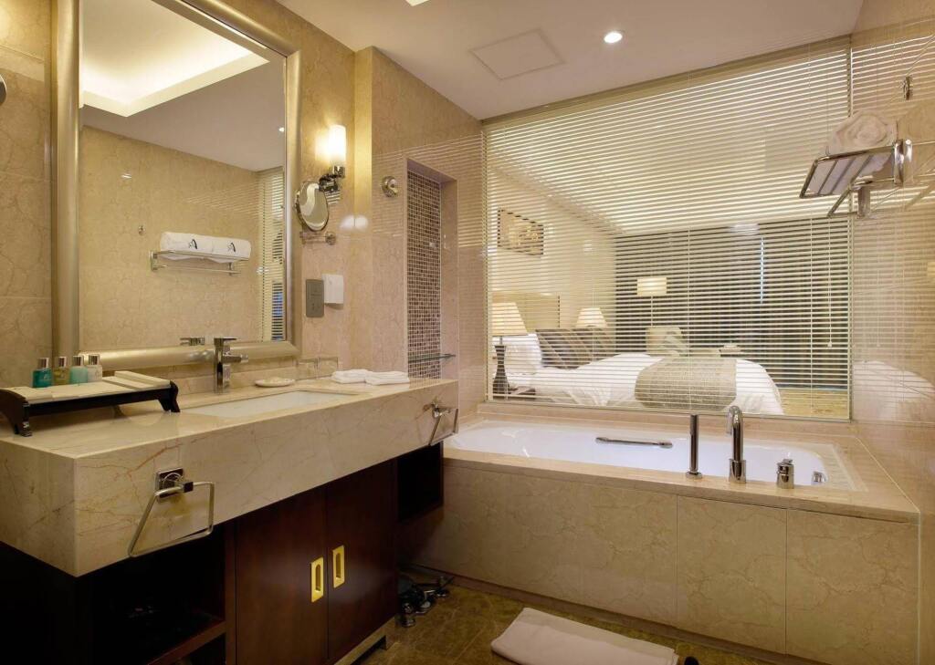 Лянфан: Arcadia International Hotel