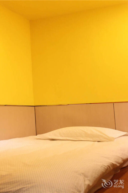 Синьян: Xinyang Times Inn