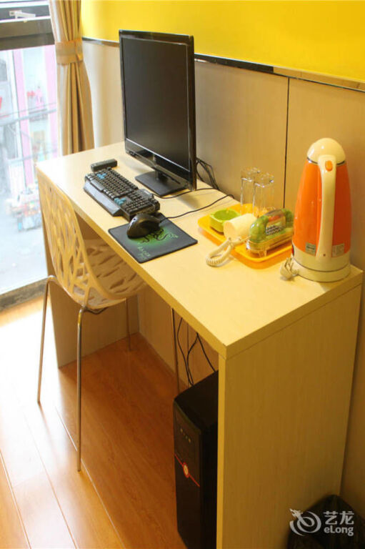 Синьян: Xinyang Times Inn
