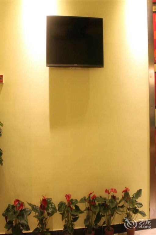 Синьян: Xinyang Times Inn