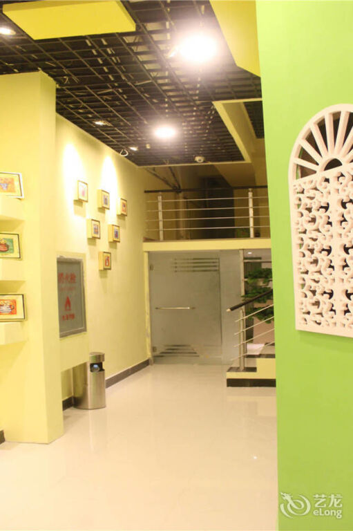 Синьян: Xinyang Times Inn