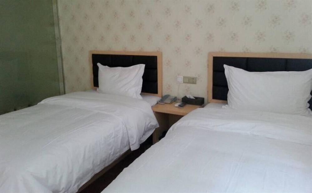Юнчжоу: Debang Aili Hotel